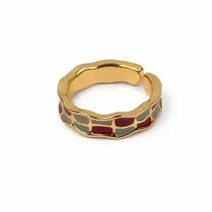 Vintage Light-Colored Enamel Adjustable Costume Jewelry Ring