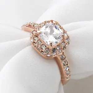 ZYR026 Four Claw Rose Gold Color Princess Cut Cubic Zirconia Wedding Ring Genuine Austrian Crystals Full Sizes