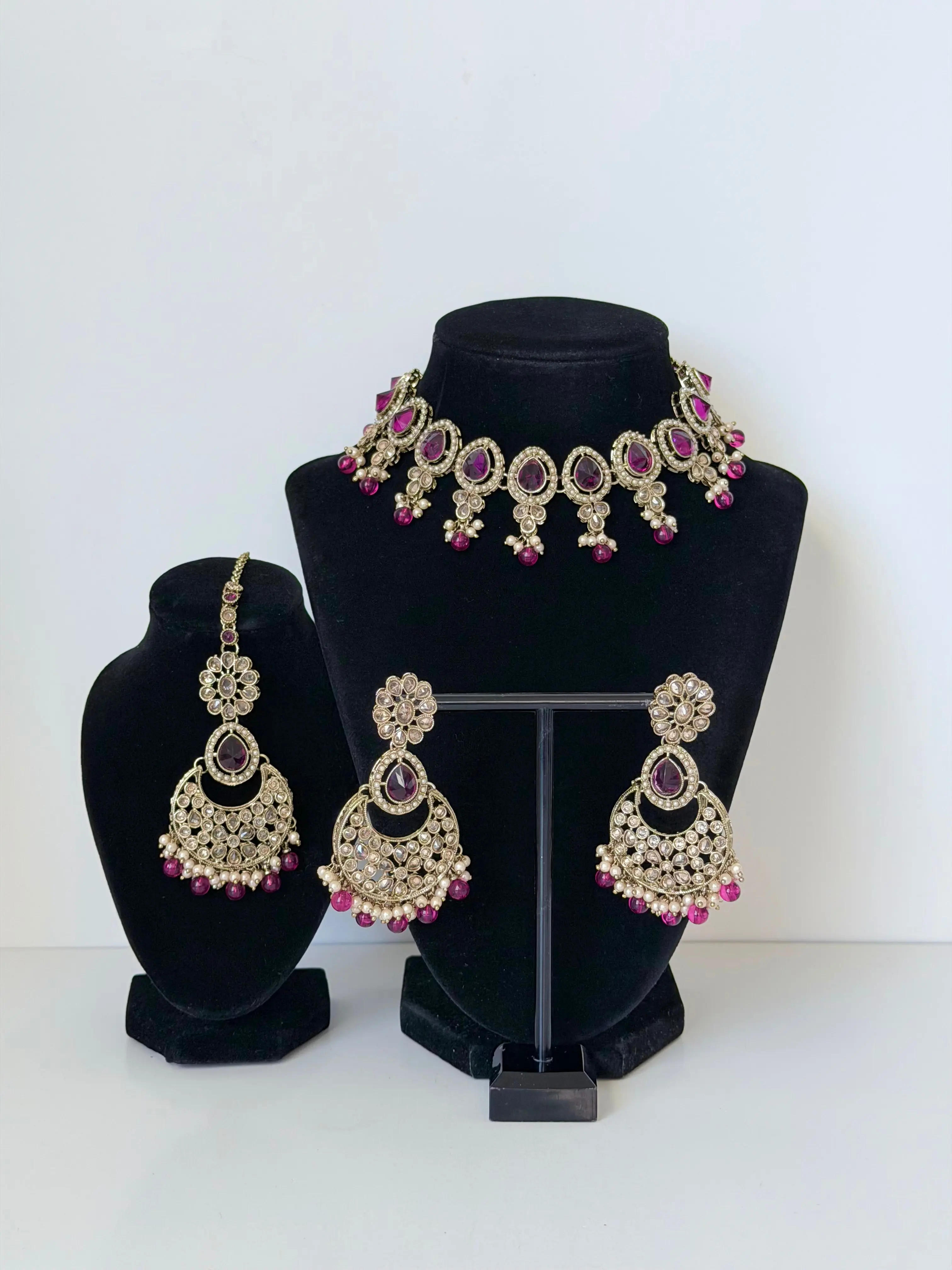 Bollywood Pihu Necklace Set with Earrings and Tikka