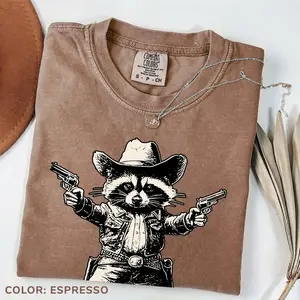 Comfort Colors Cowboy Raccoon T Shirt, Retro Raccoon T-Shirt, Funny Western T Shirt, Wild West Graphic Tee, Trash Panda Tee, Raccoon Gift Casual