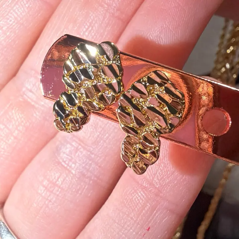 Small nugget earrings Small nugget earrings