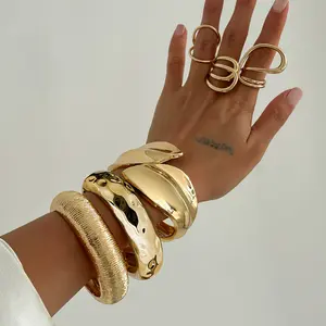 2026 New Arrival Exaggerated Leaf Cuff Bracelet for Women Men, High Polish Irregular Stripe Open Bangle, European Trendy Statement Jewelry