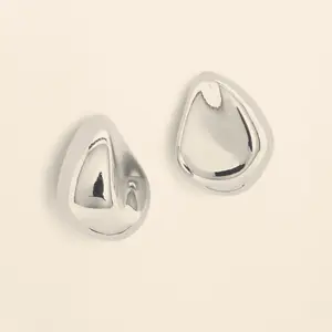 Anchor Bold Stud