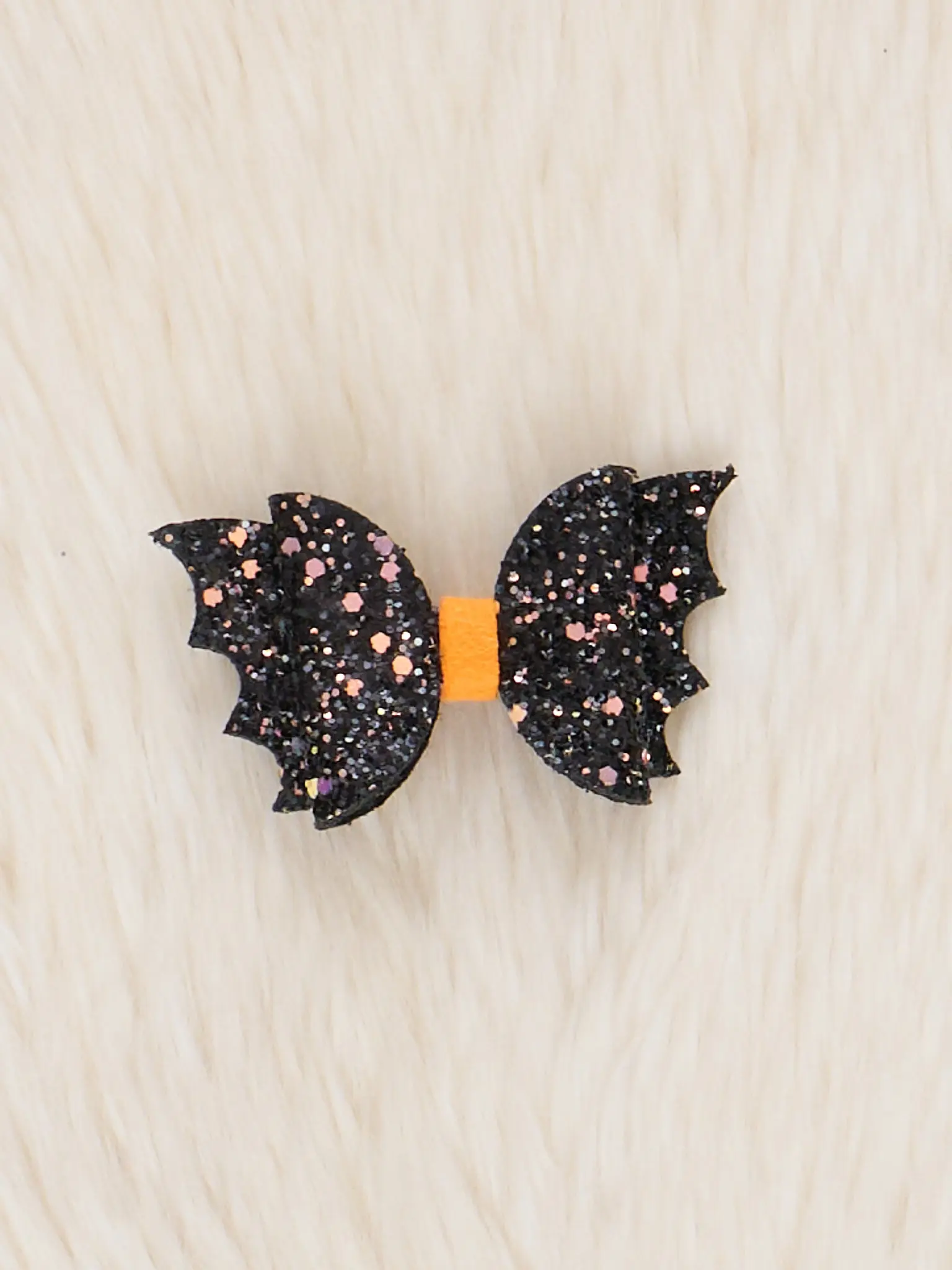 Black Sparkle Batty Bow