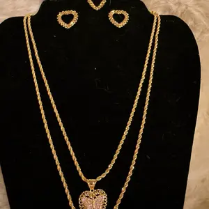 Luxe 3-Piece Heart Jewelry Set - Ring, Necklace, and Earrings