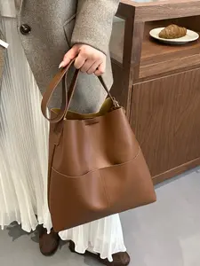 Japanese Style Caramel Bucket Bag, Simple Shoulder Large Capacity Tote, Commuter Laptop Bag, Stylish and Practical