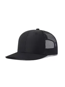 Black Mesh Trucker Hat – Classic Snapback, Breathable Back, Minimal Streetwear Style