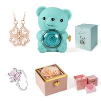 Valentine's Day gifts for fiancée and mom