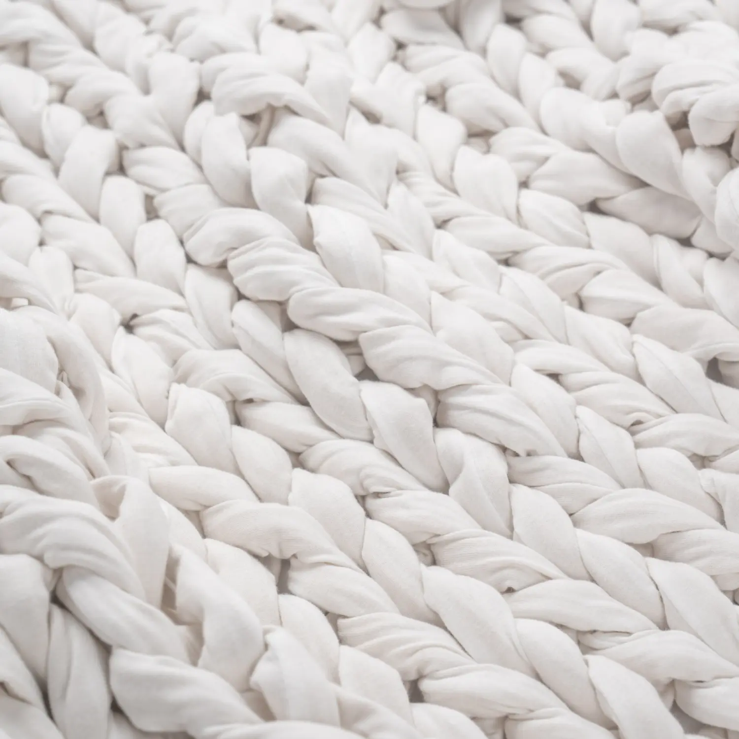 The Cuddler Hand-Knit Weighted Blanket | Snow