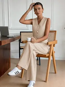 Two-piece women's solid sleeveless blazer vest and wide-leg pants set, featuring a simple and professional light business style, suitable for daily commuting, light business meetings, or elegant casual dates where a polished and sophisticated look is need