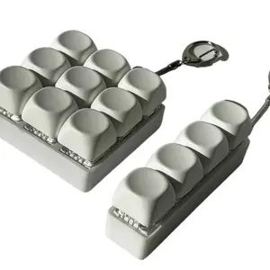 Keyboard Fidget Keychain – 4 & 9 Key Design, Stress Relief time pas