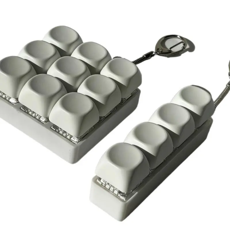 Keyboard Fidget Keychain – 4 & 9 Key Design, Stress Relief time pas fathersdaygiftideas Keyboard Fidget Keychain – 4 & 9 Key Design, Stress Relief time pas fathersdaygiftideas