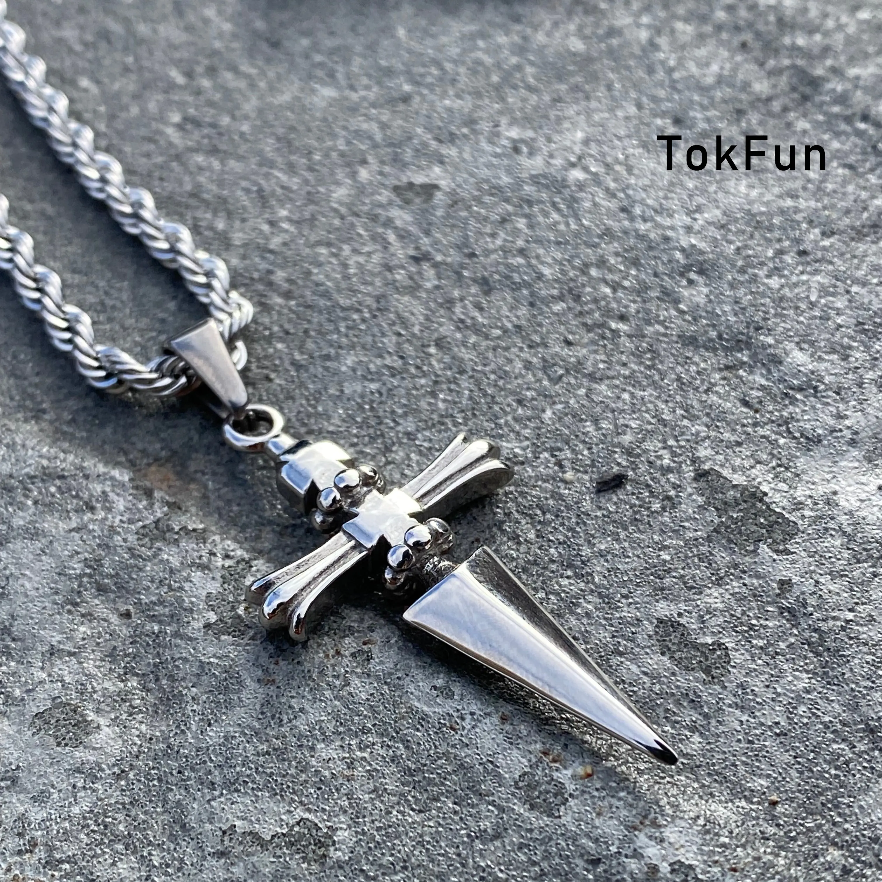 Anime Accessories Judgement Chain Necklace Hunter X Hunter Pendant Men's Jewelry Gift for Boys,Girls,Anime Lover Anime Accessories Judgement Chain Necklace Hunter X Hunter Pendant Men's Jewelry Gift for Boys,Girls,Anime Lover