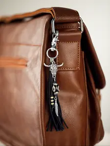 Vintage Western Cow Head Pendant Beaded Long Fringe Velvet, Women's Bag Chain Car Key Ring Stylish Keychain, Fashion Accessory