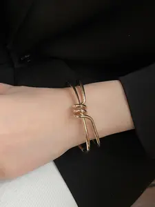 Metal Twisted Double Layer Open Bracelet, Stylish Accessory for All Occasions, Unique Design Handcrafted Jewelry Piece