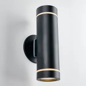 C7 indoor-outdoor wall light