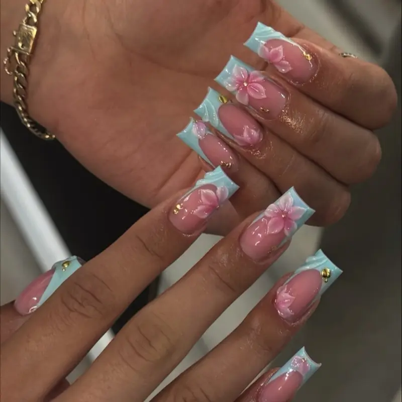10ocs Y2K-Style Handmade Press-On Nails, Fake Nails, featuring full-coverage design, easy to remove and reusable, 'pipe' shape, blending blue, pink, nude shades, 3D embossed patterns, classic Frenc