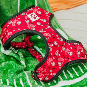 Top Rocks Brutus Buckeye Paw Print Pet Harness for Dogs and Cats