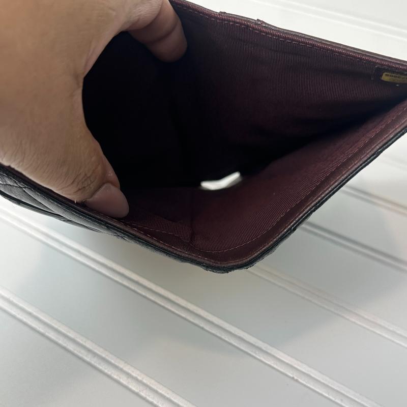 Pre-owned CHANEL leather Small Leather Goods Lambskin Matelasse Bi fold Long Black Wallet