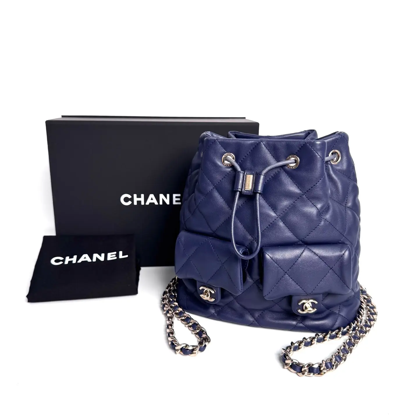 Pre-owned CHANEL Mini Backpack Navy Lambskin Mini Drawstring Bucket Backpack With Dual Quilted Pockets Microchipped Base Length Approx 15cm Item No.N23802539