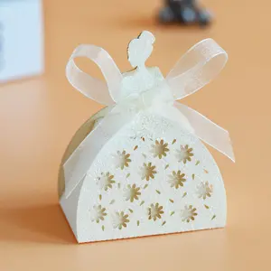 Wedding Hollow-out Glitter Candy Box, Wedding Souvenir Favor Box