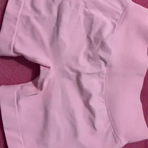 New Women's Sporty Yoga Set, High-Waist Tight-Fitting Shorts and Tank Top, Summer Fitness for Running and Gym, High Waisted Yoga