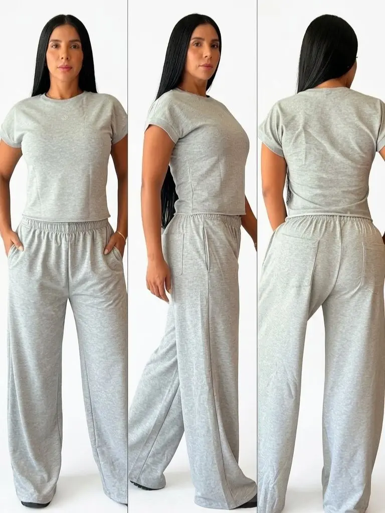 Comfortable Gray Sweatshirt and Sweatpants Set for Women - Soft and Cozy Lounge Wear