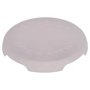 Le Creuset 8.8" Enameled Cast Iron Signature Trivet