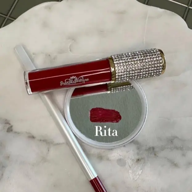 #48 Rita matte lip kit