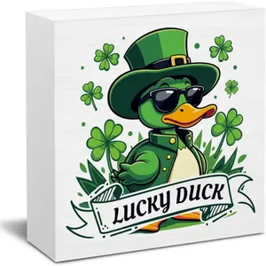 St. Patrick's Day Decorations, Lucky Duck Novelty Decor Wooden Block Sign, Shamrock Decorations, St. Patrick's Day Home Decor for Desk Table Shelf, 5 X 5 Inches