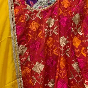 Traditional Phulkari Shirt with Crepe Lehnga and Dupatta - Jaggo Outfit for Punjabi Women, Costume & Womenswear Clothes