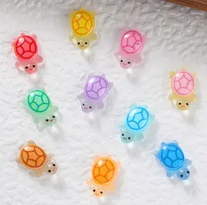 120Pcs Mini Turtles Luminous Resin Turtles Collectible Figurines Tiny Little Small Animals to Hide Aquarium Garden Ornament Dollhouse Home Decor Crafts