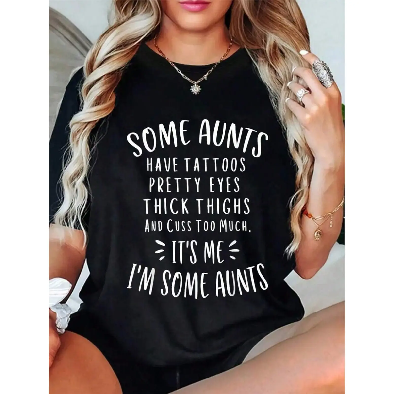 Women's Graphic T-Shirt, Casual Vintage Cotton Top with a Funny Letter Print and Plaid Short Sleeves, Round Neck Humor Tee as a Gift for Aunts, Shortsleeve