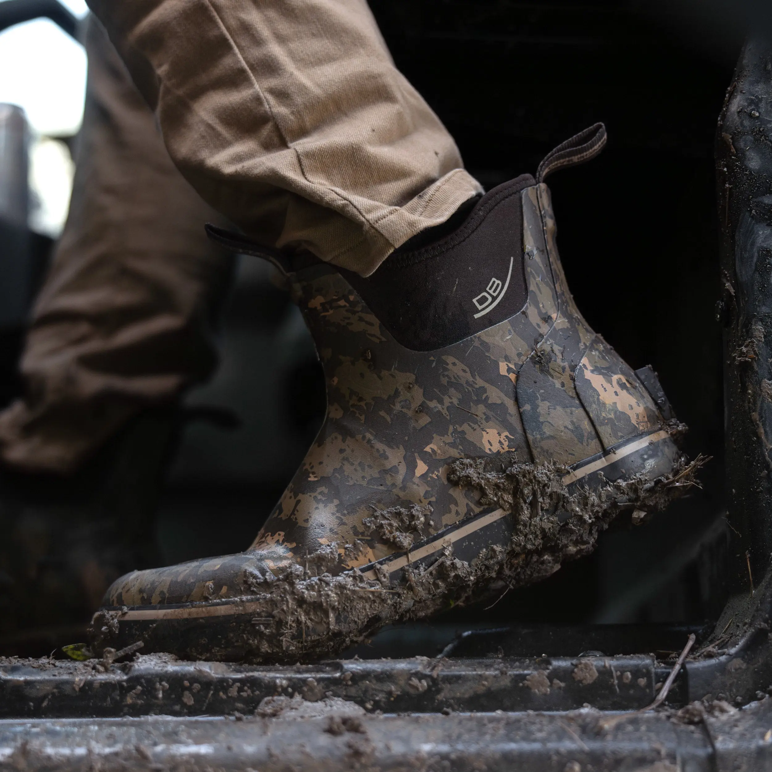 Men's Rugged Heavy Duty Camouflage Waterproof Wet-proof Insulated Boots - All-Seasons Design, Adjustable Fit & Cushioned Support, Breathable Insulation, Lightweight Build, Reinforced Toe-Heel
