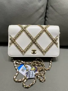 Pre-owned CHANEL coco rio woc