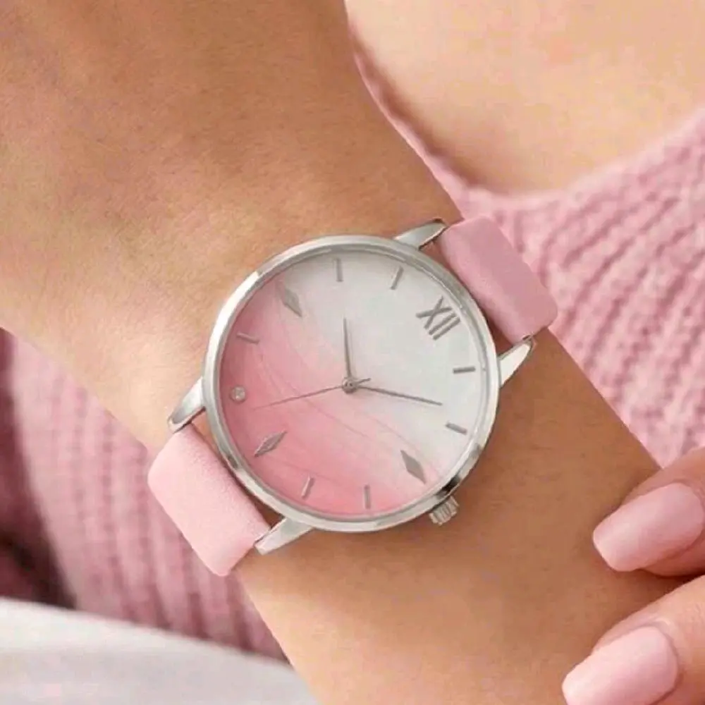 Women's Elegant Pink Gradient Quartz Watch Round Dial PU Strap Minimalist Fashion Wristwatch Gift Elegant women's quartz wristwatch featuring a stylish pink gradient round dial with a soft pink PU strap and minimalist design. The silver-tone case is accen