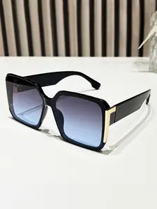 Unisex Fashionable Ombre Tinted Lens Square Frame Sunglasses, Trendy Casual Sunglasses for Outdoor Activities, Fashion Accessories for Daily Life