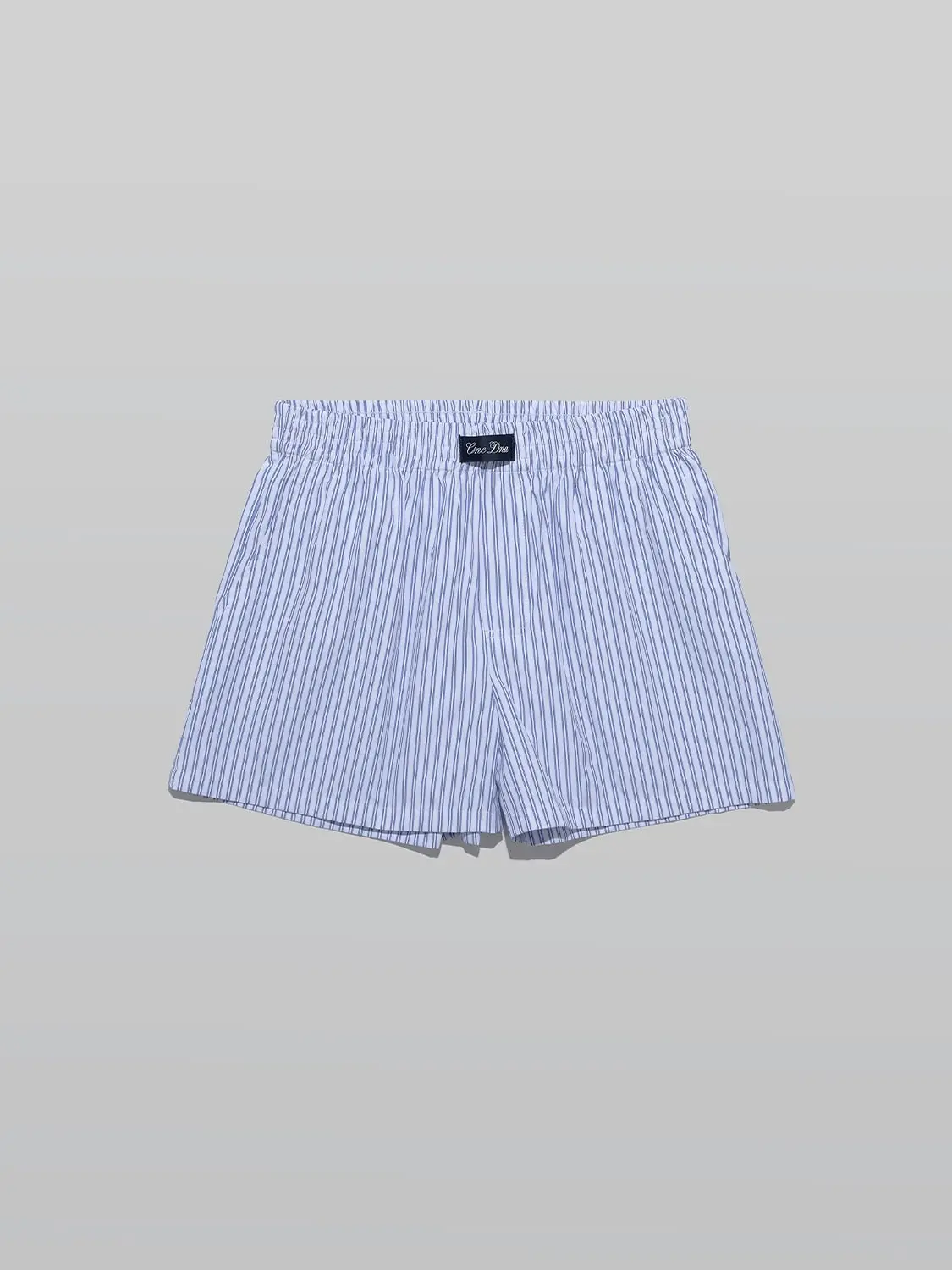 Three-Pocket Hybrid Shorts in White Pinstripe - Quick-Dry