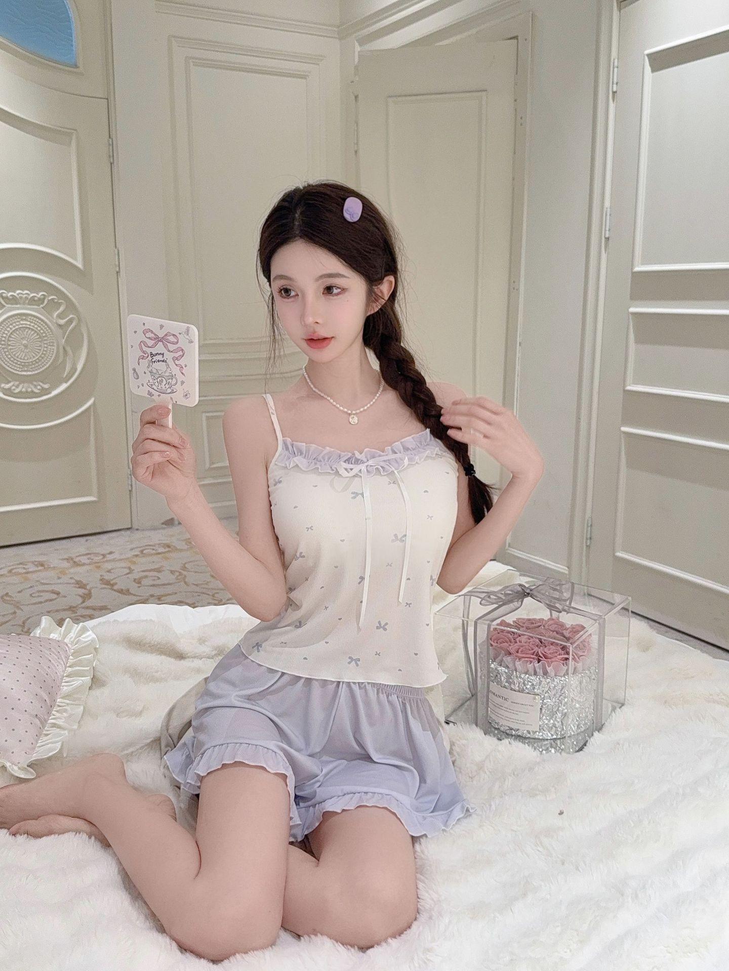 Women's summer pajamas with chest pads, camisole and shorts, pure and sexy Korean style, sweet, casual, loose-fitting home wear set