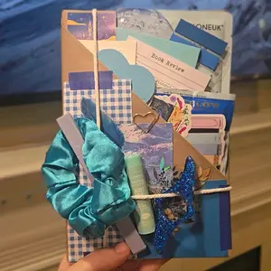 Sprayed Edge Blind Date with a Book | Choose Your Genre | Mystery Fiction Books | BookTok Reader Gift | With Bookmark Tea and Bookish Stickers