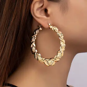 Twisted Hoop Earrings for Women Chunky Textured Large Statement Hoops Fashion Jewelry for Daily Party Wedding Wear Gifts