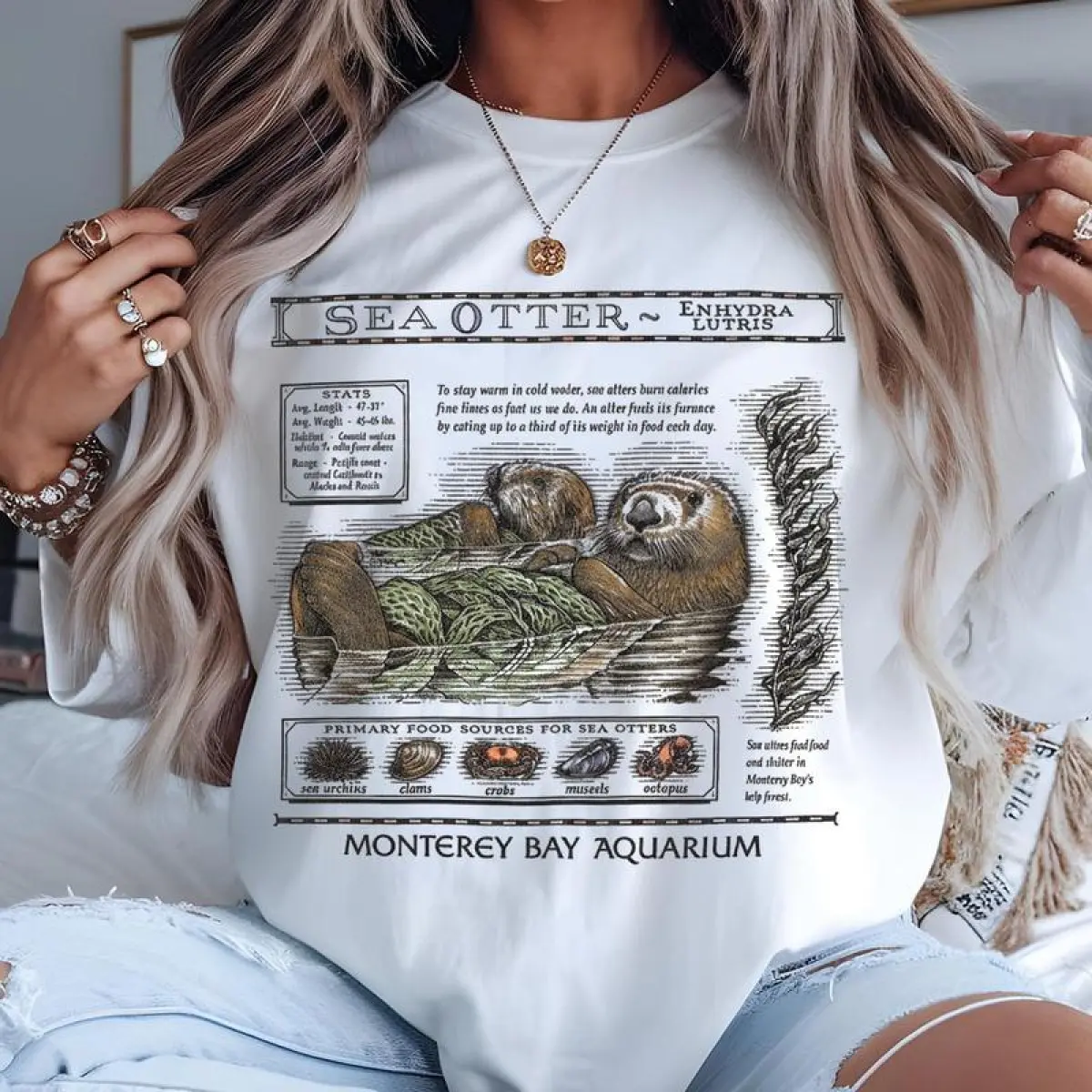 Men's Sea Otter Graphic Short Sleeve Top in 100% Soft Cotton - Relaxed Fit Crewneck for Everyday Casual Wear