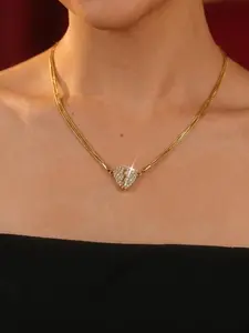 Magnetic Broken Heart Necklace - The Ultimate Romantic Jewelry