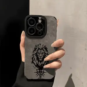 Fashionable and durable faux leather phone case with a lion design, non-slip light beige texture, suitable for both men and women, compatible with iPhone 11/12/13/14/15/16/17/X/XS/XSMAX, a perfect holiday gift for friends, family, or yourself.