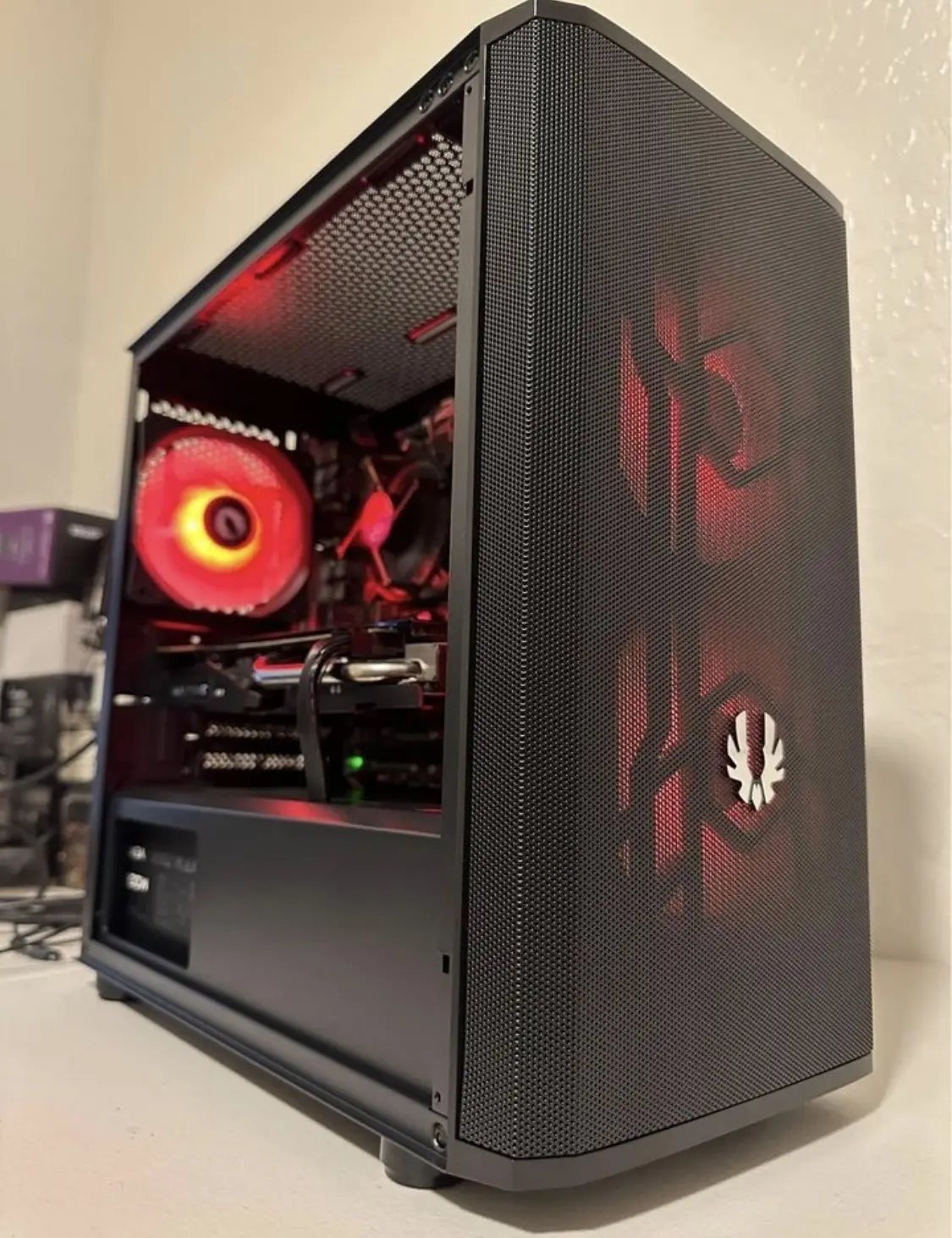 Custom RGB Gaming Desktop PC Intel i7 Quad 8 GB 500 SSD Nvidia Quadro K620 2GB
