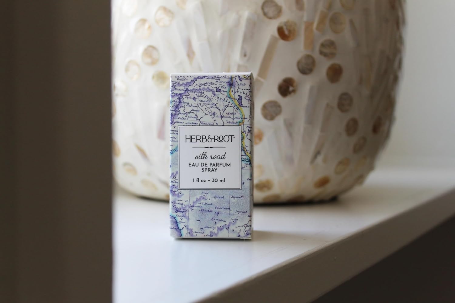 Herb & Root Amber Wood Spice Perfume Blend, Saffron, Cardamom, Sandalwood, Frankincense, Eau de Parfum nlog  perfume