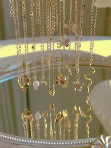 Women's Heart Butterfly Pendant Necklace Set, Vintage Design Jewelry Gift for Women & Girls, Elegant Daily Wear Accessory