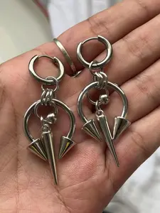 Goth Punk Stainless Steel Triple Cone Spike Rivet Huggie Hoop Earrings for Men Women Dangle Earrings Fashion Streetwear Jewelry