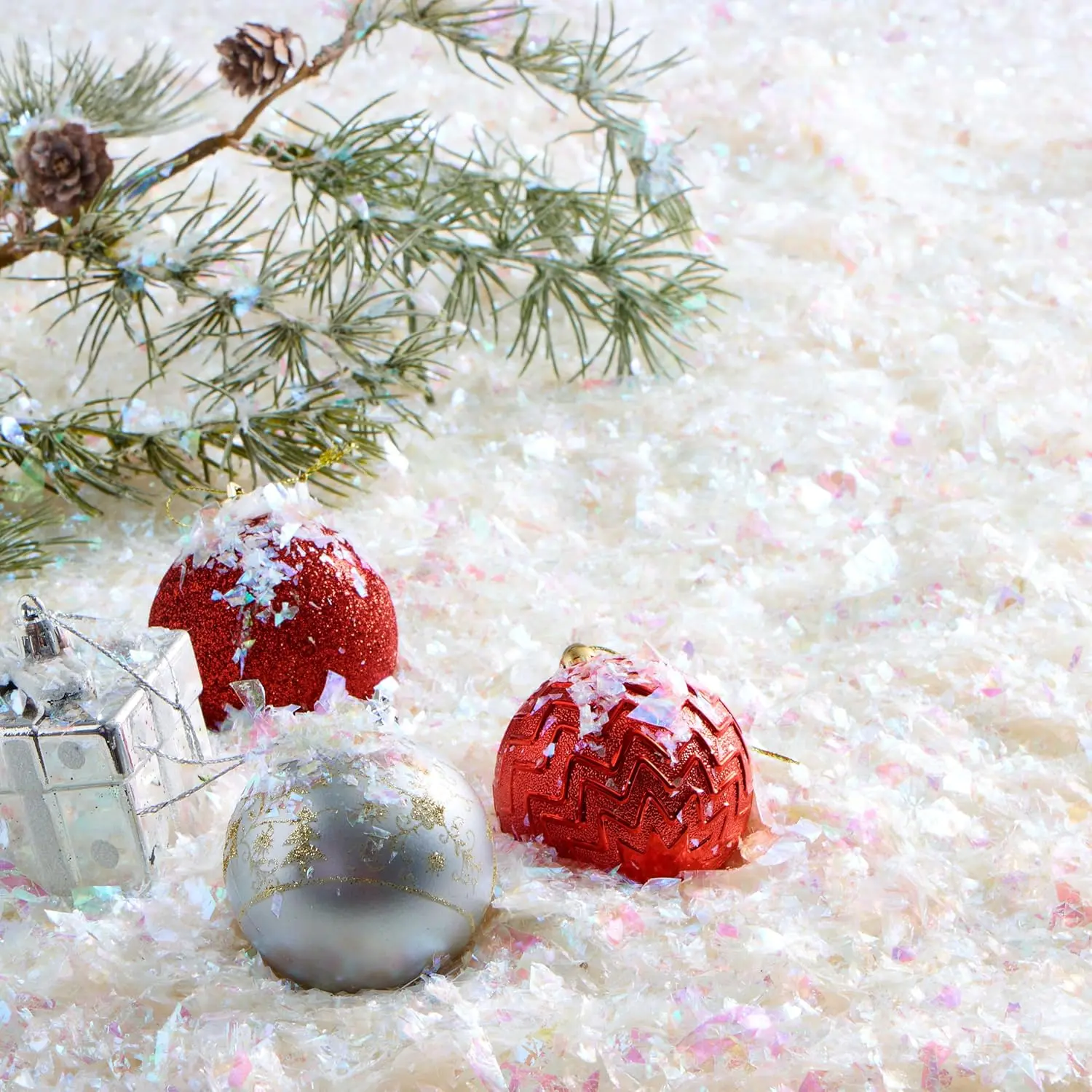 Artificial Dry Colourful Plastic Snowflakes for Christmas Tree Decoration Ornaments