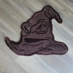 Handmade Magical Hat Tufted Rug